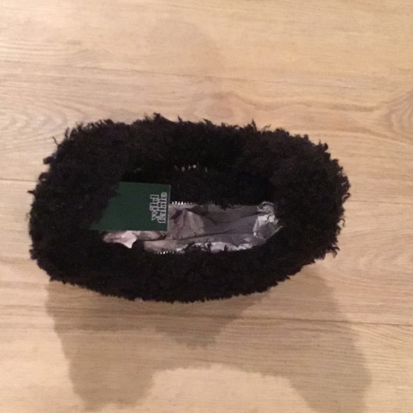 Women’s Black Fuzzy Hobo Shoulder Bag - Picture 4 of 4